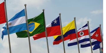 Banderas de América Latina.