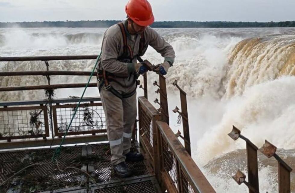 Ejecutan obras para la reapertura del circuito Garganta del Diablo en Cataratas