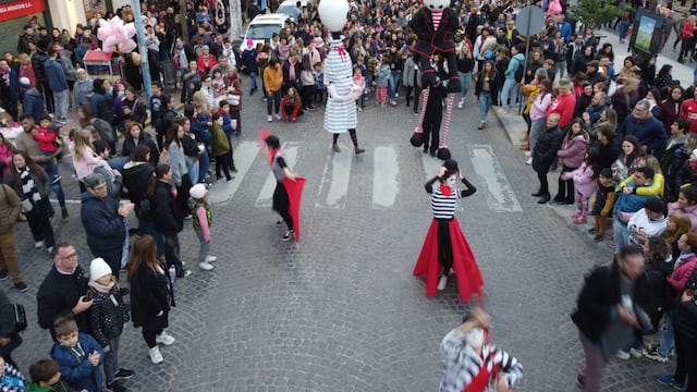 Desfile inaugural del Festival de Teatro de Rafaela