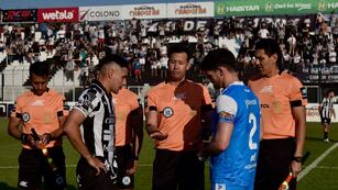 Estudiantes de Río Cuarto no pudo ante Chaco For Ever y perdió la punta (Prensa Estudiantes).