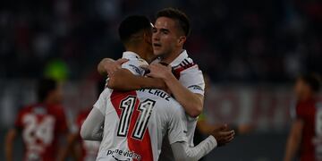 Pablo Solari y Miguel Borja inflaron la red para el "Millonario"