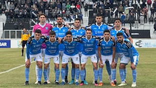 La formación de arranque de Estudiantes de Río Cuarto en la goleada a manos de Chaco For Ever (Prensa Estudiantes).