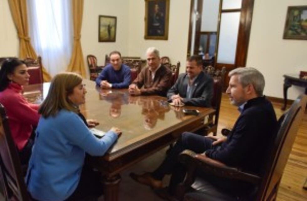 Trabajadores de Lt14 se reunieron con Frigerio