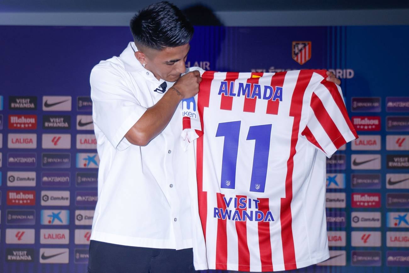 Thiago Almada fue presentado en el Atlético (Prensa)