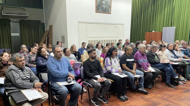 Capacitación a tesoreros y secretarios de comisiones vecinales