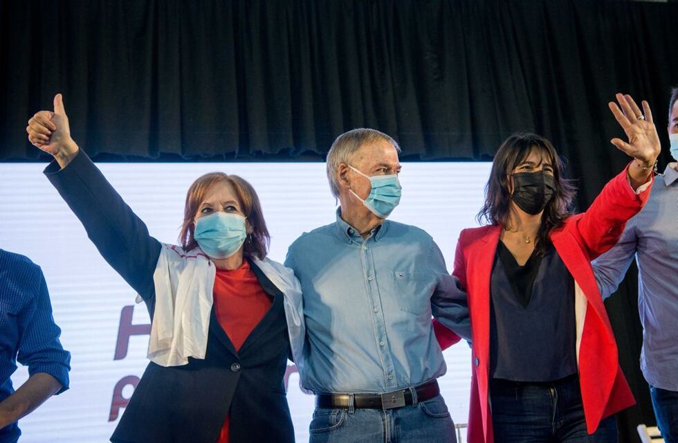 Juan Schiaretti en campaña: en Río Cuarto reiteró que es tiempo de ellas