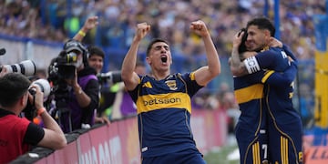 Miguel Merentiel festeja el 2-0 de Boca ante River. (AP)