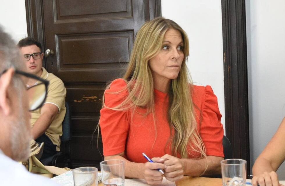 Licencia por muerte de mascota en Rosario: María Fernanda Rey retiró el proyecto