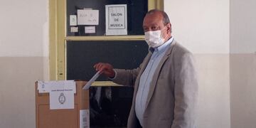 Votó el Intendente Carlos Sánchez