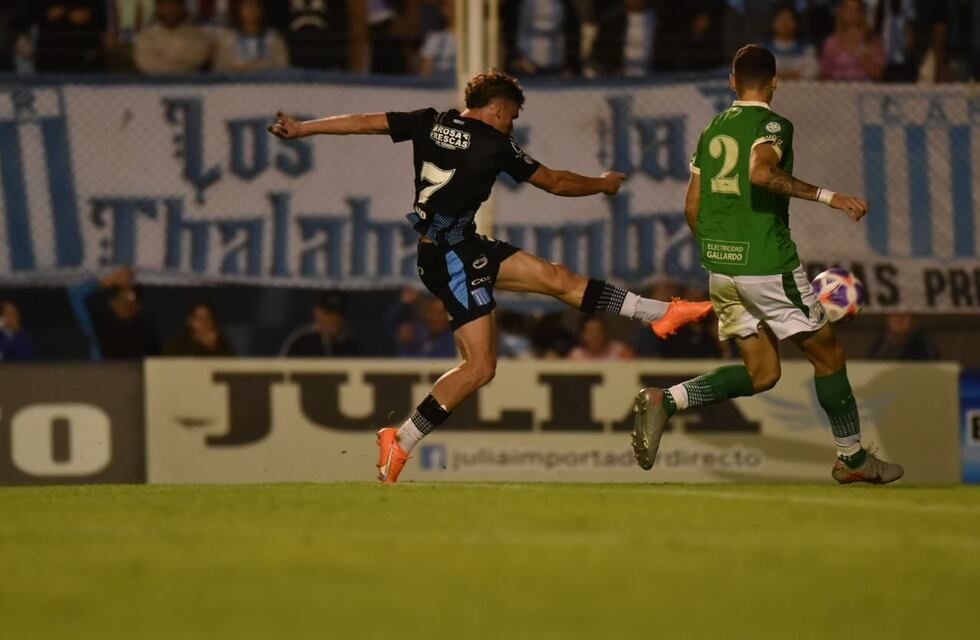 Racing no puede cortar el maleficio: Ferro se empató sobre el final y acumula siete sin ganar
