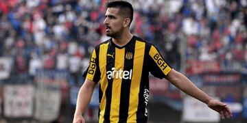 Lucas Viatri fue denunciado por abuso sexual junto a un compañero de Peñarol.