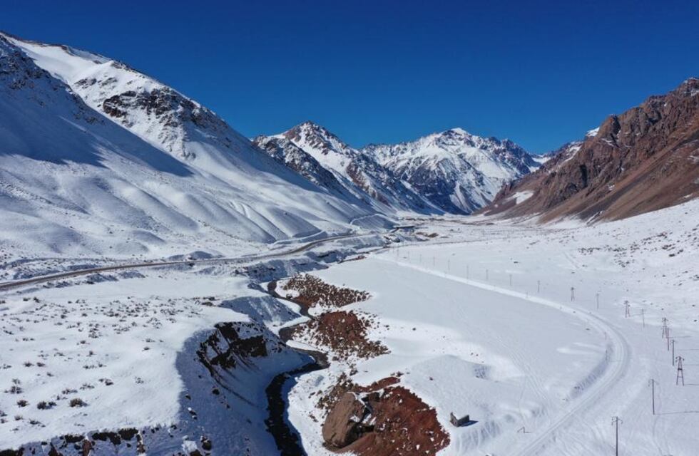 Del 2021 a este año hay mayor cantidad de nieve acumulada en la Cordillera: cuáles son los beneficios a largo plazo