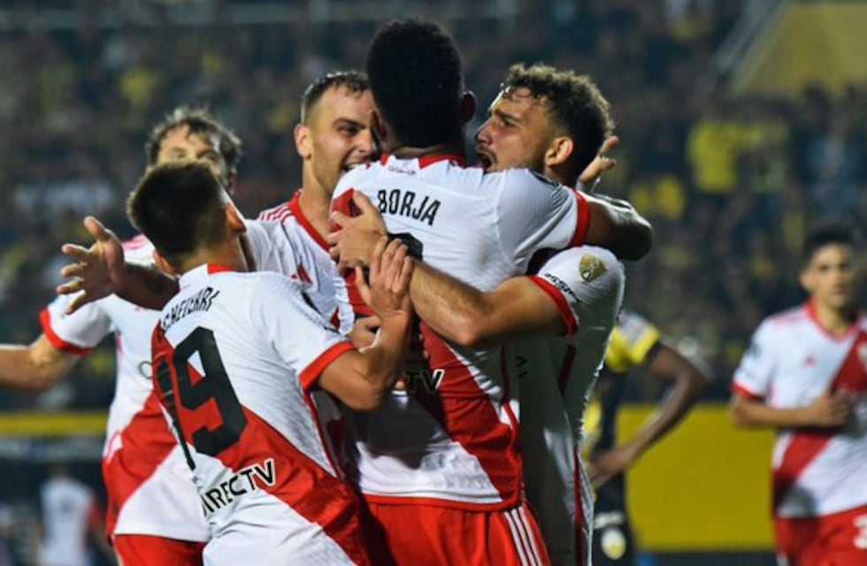 River Plate arrancó el sueño de la Copa Libertadores y le ganó 2 a 0 al Táchira de Venezuela