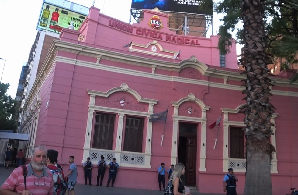 Interna UCR Córdoba: el oficialismo festeja y De Loredo espera el recuento final