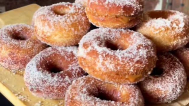 La manera más fácil de hacer rosquitas dulces.