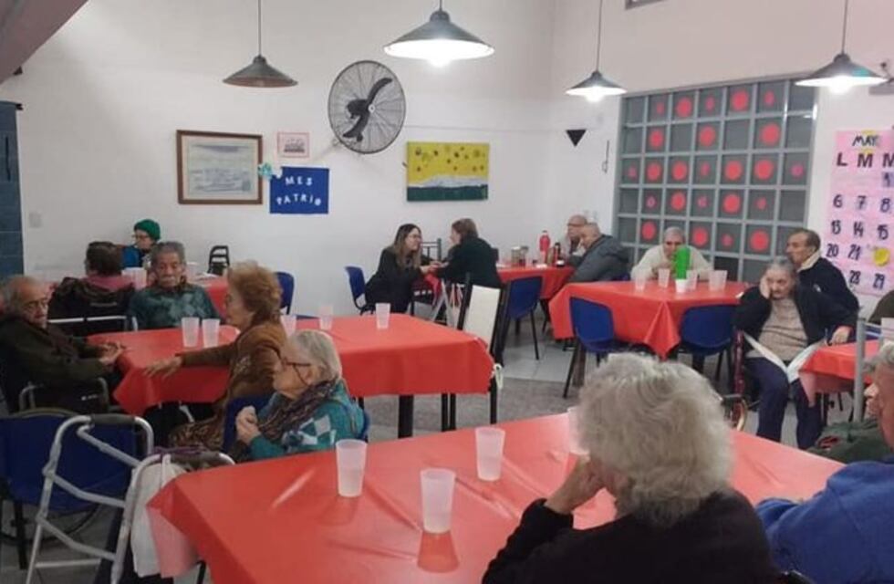 Los  residentes de geriátricos podrán salir el domingo
