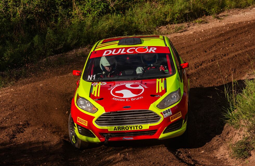 Mario y Nicolás Bruno de Arroyito lograron el 4° puesto en la clase N1 del Rally de Carlos Paz