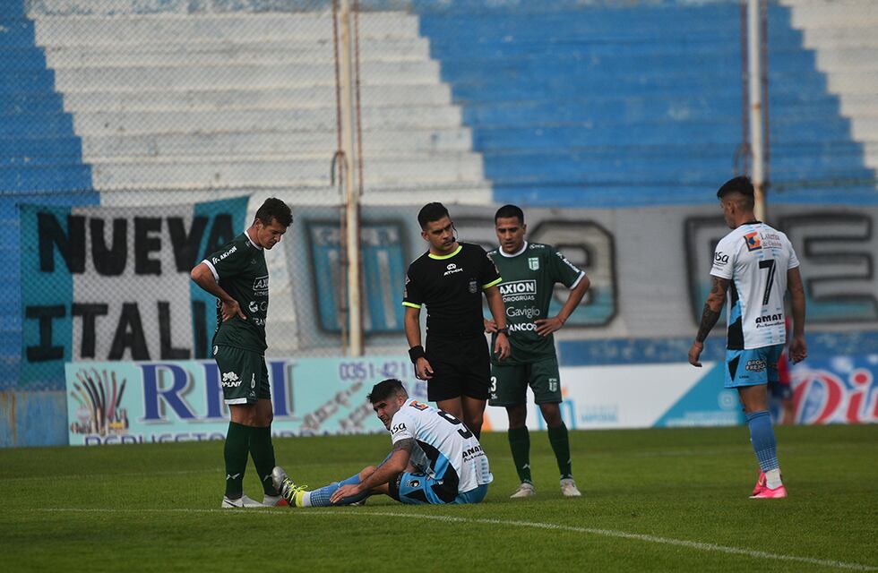 En Nueva Italia todos se preguntan: ¿Cuándo volverá a jugar Racing?