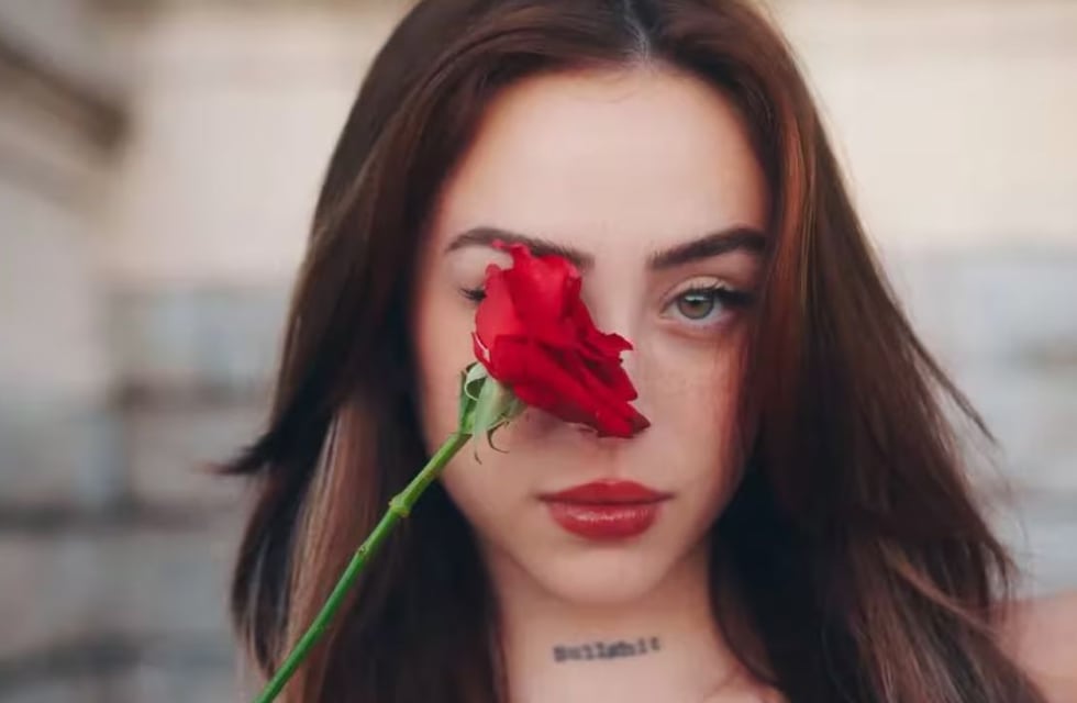 ¿Golpe a Peso Pluma? Salió Ojos verdes, la primera canción de Nicki Nicole en 2024