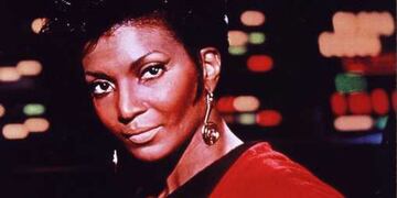 Nichelle Nichols, la mítica teniente Uhura de “Star Trek”, murió a los 89 años.