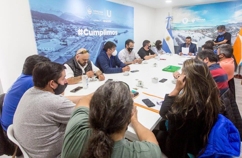 Municipio y Sindicatos avanzan en las mejores de condiciones laborales