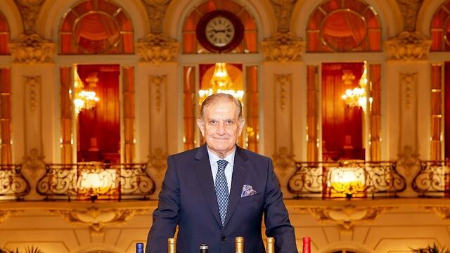 Ricardo Fernández Núñez tiene viñedos en Argentina, España e Italia.