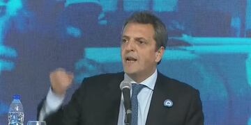 El Ministro de Economía y precandidato a presidente por Unidad por la Patria, Sergio Massa. Foto: Captura transmisión.