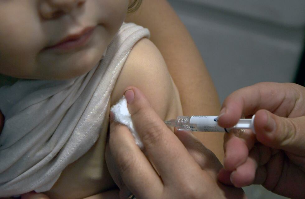 Vacuna antigripal: bajo porcentaje de inoculación pediátrica y alta demanda hospitalaria en Santa Fe