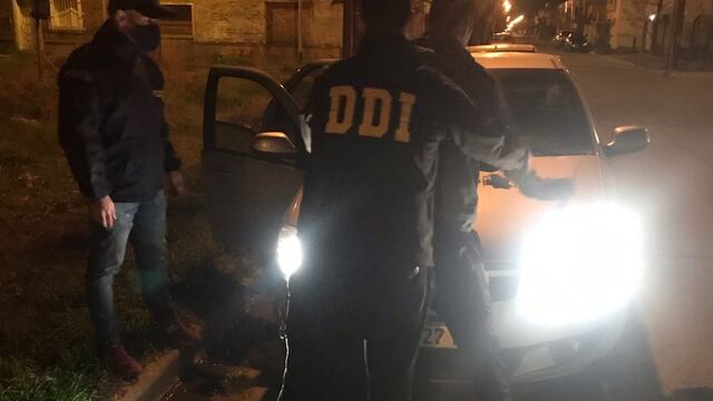 Detuvieron a un menor de edad por el incendio de autos