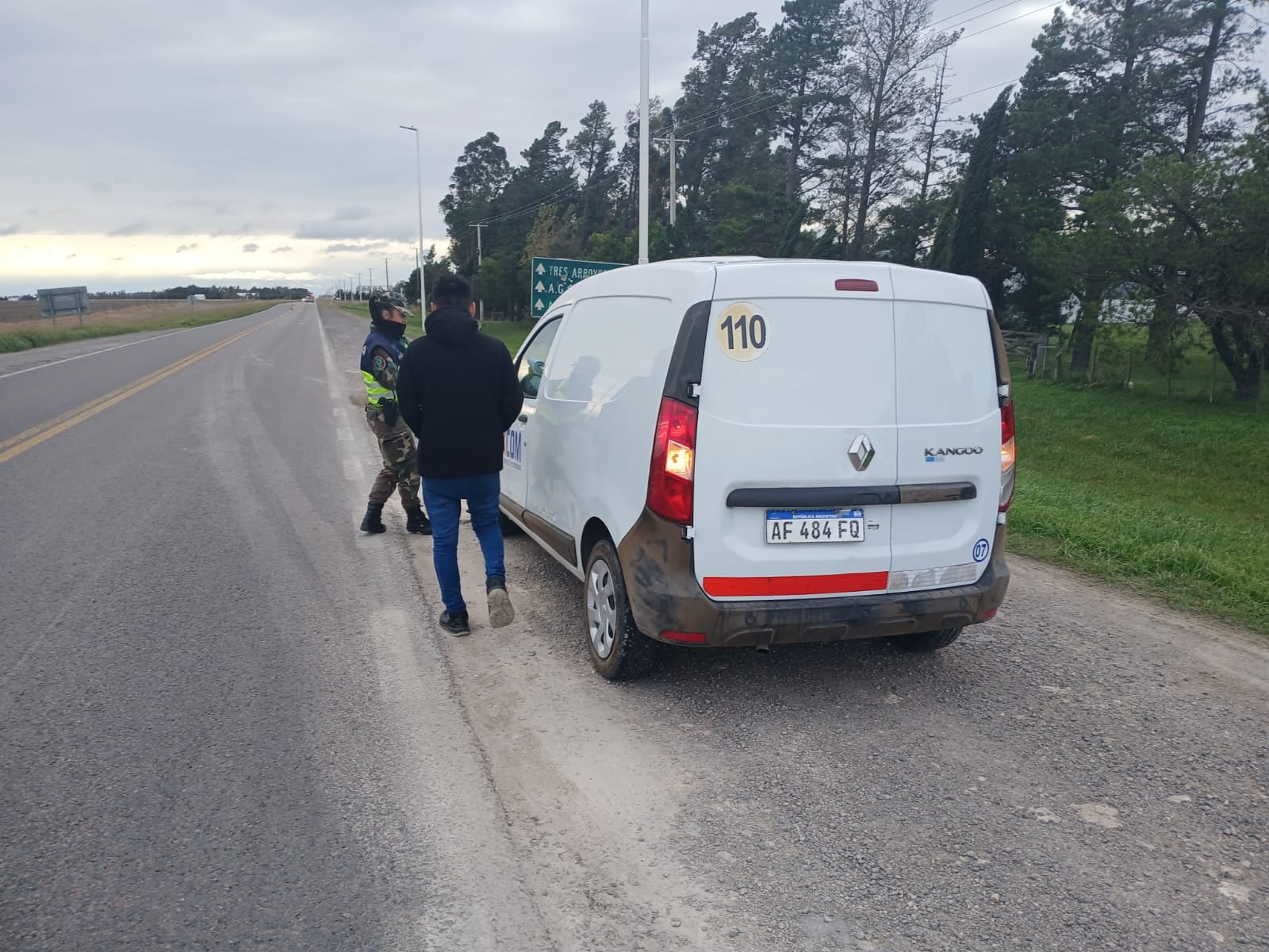 Detienen a un hombre con pedido de captura en un operativo rural en las rutas del distrito