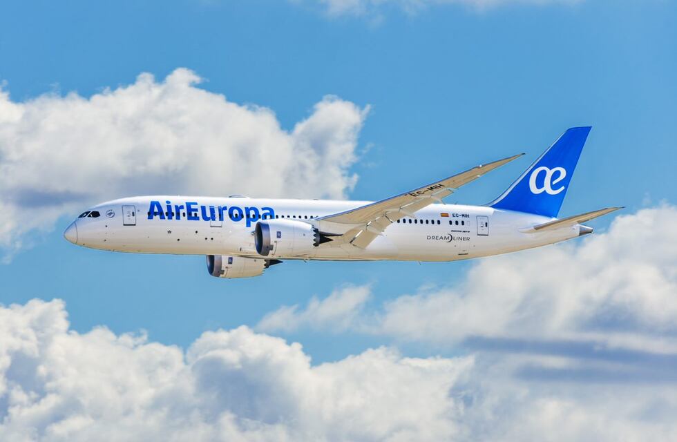 Fin del “modo avión”: la Unión Europea anunció que se podrán utilizar los celulares durante los vuelos
