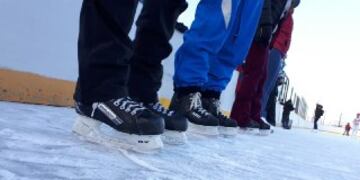 El Municipio efectúa una capacitación de patín sobre hielo