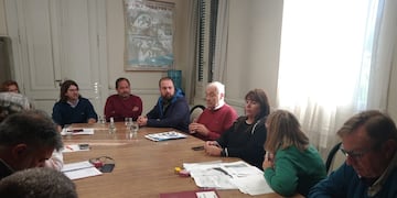 Comisión de Turismo de Tres Arroyos y la prestación de servicios de playa como principal tema