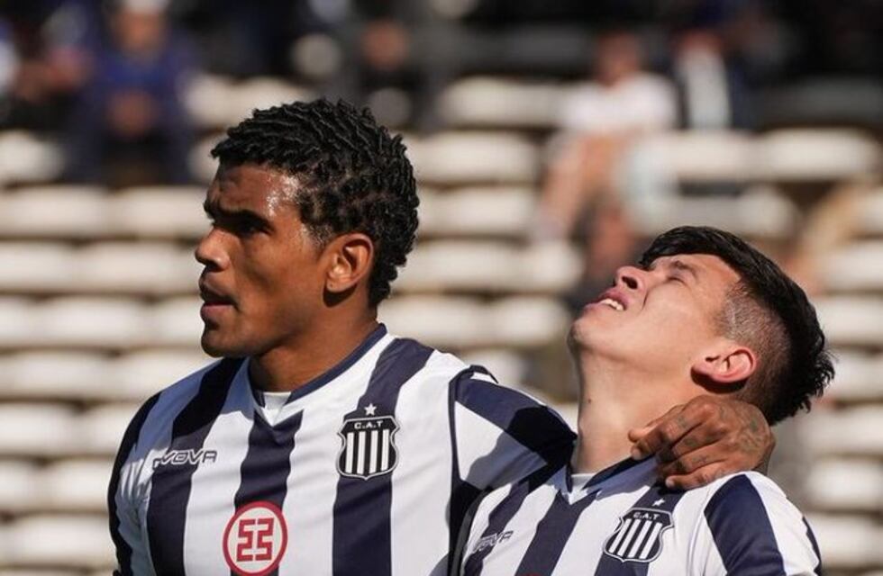 El primer gol de Gonzalo Álvez con Talleres y el cambio sorpresivo de Matías Godoy