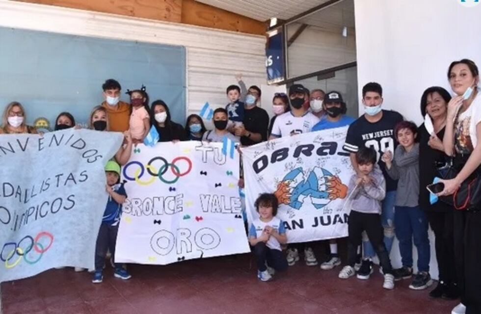 Enorme recibimiento para los medallistas olímpicos sanjuaninos