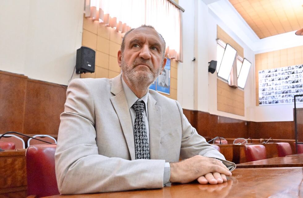 “Montenegro debe dar marcha atrás con las imposiciones a los taxistas y ponerse a gestionar”