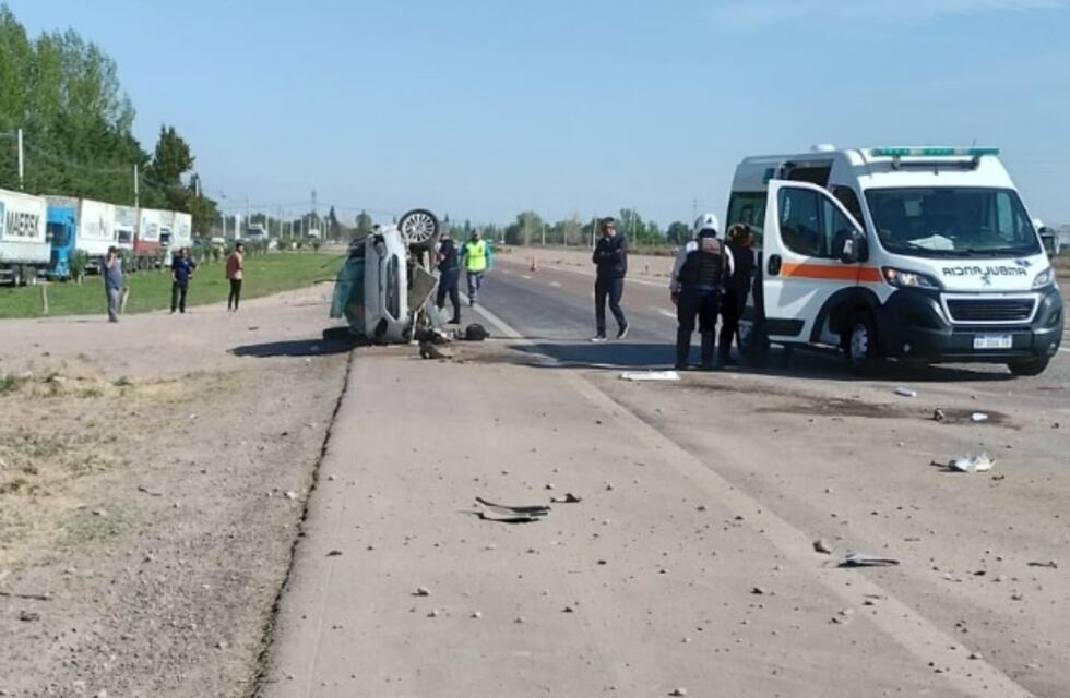 Tragedia: una mujer falleció tras chocar con dos animales en Santa Rosa