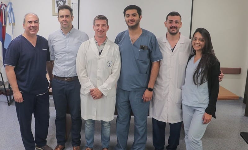 Hito histórico en la salud pública: el Hospital Madariaga de Posadas realizó la cirugía urológica más compleja con el robot Da Vinci.