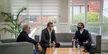 Mantuvieron una reunión en la intendencia.