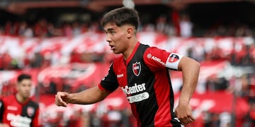 El zurdo se adueñó de la cinta de capitán ante la gran cantidad de bajas por lesión.