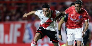 Esequiel Barco fue titular en la visita.