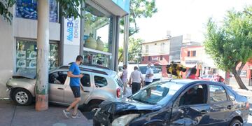 Choque en Adolfo Calle y Dorrego - Nicolás Ríos