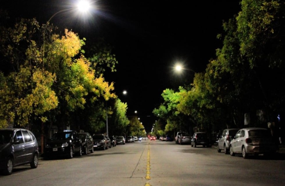 Inauguran nuevas luminarias led en la ciudad