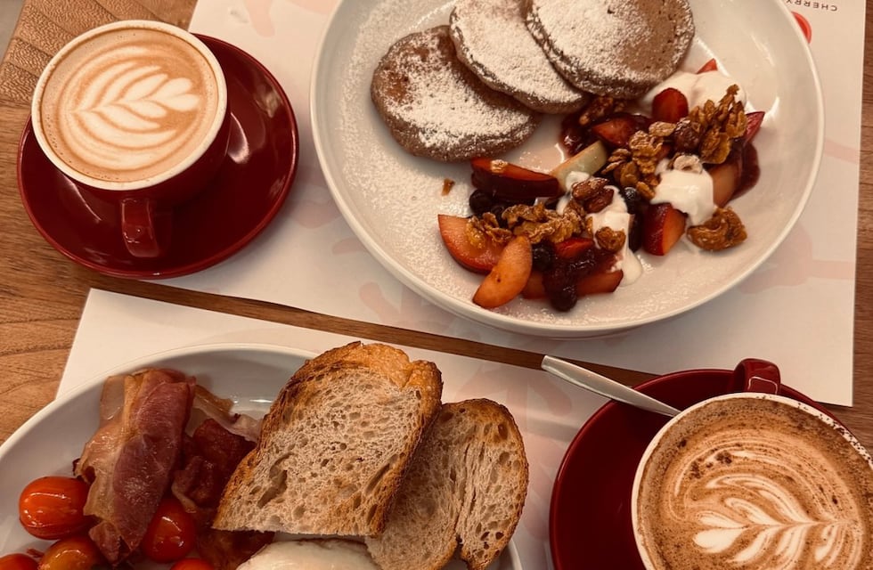 Una de las mejores cafeterías del mundo está en Córdoba: cuánto sale una merienda