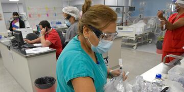 El informe diario del Ministerio de Salud comunicó que hasta la fecha se han registrado 86.517 casos positivos de Covid-19. Orlando Pelichotti/Los Andes