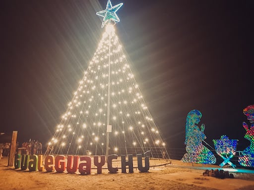 Árbol de Navidad en Gualeguaychú
