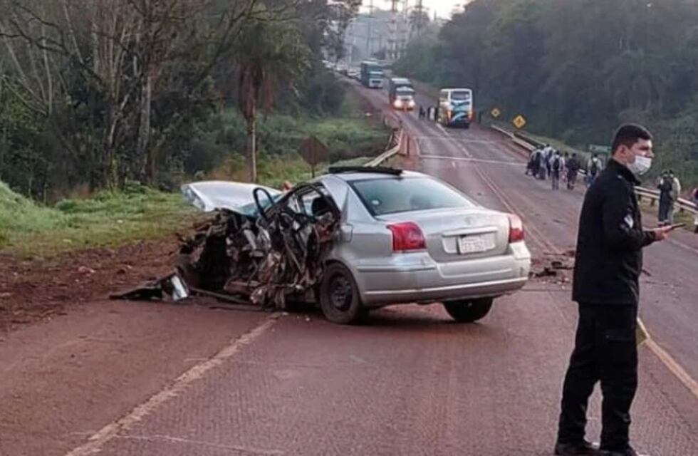Colonia Wanda: un ciudadano paraguayo colisionó con un colectivo de larga distancia