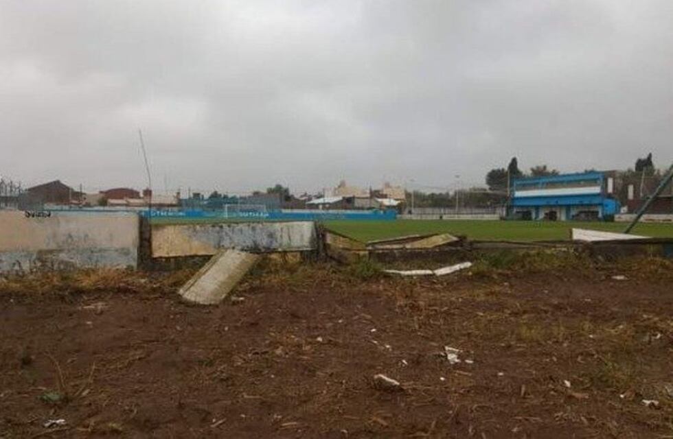 Varios clubes bahienses padecieron el paso del temporal