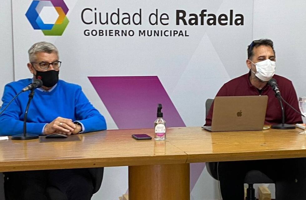 Rafaelinos en un congreso sobre nuevos suelos habitables