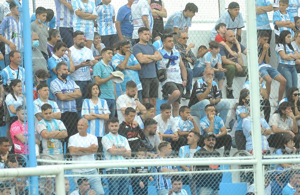 Racing tiene que ganar en la última fecha para asegurar el pase a la final por el ascenso